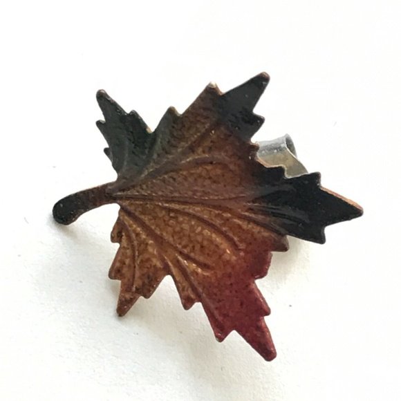 Vintage Maple Leaf Fall Leaves Nature Earrings - Picture 4 of 6